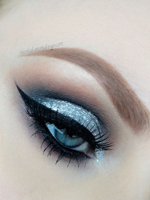 light silver eyeshadow